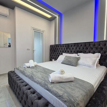 Vila Roxhest Sarandë Exterior foto