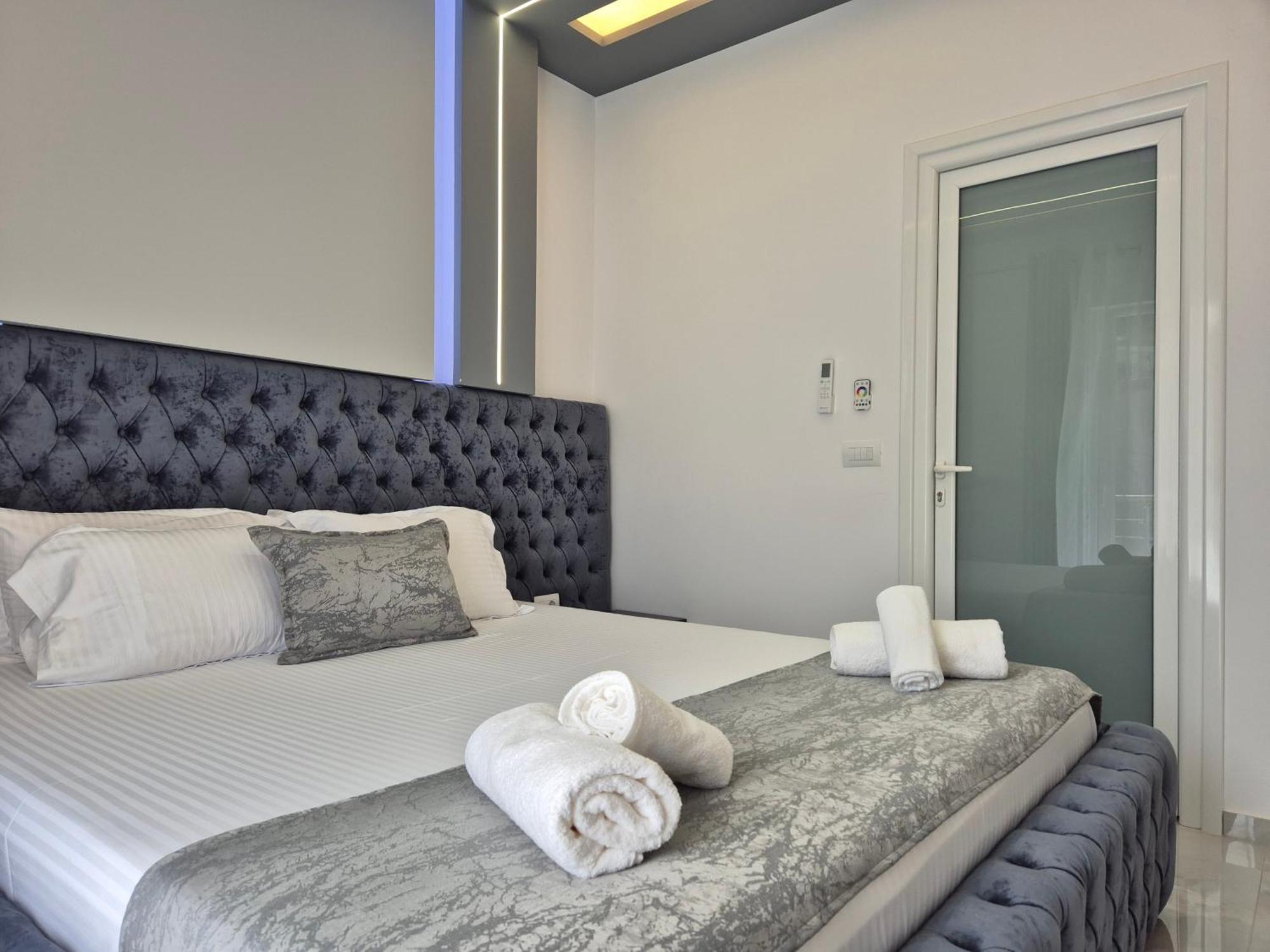 Vila Roxhest Sarandë Exterior foto