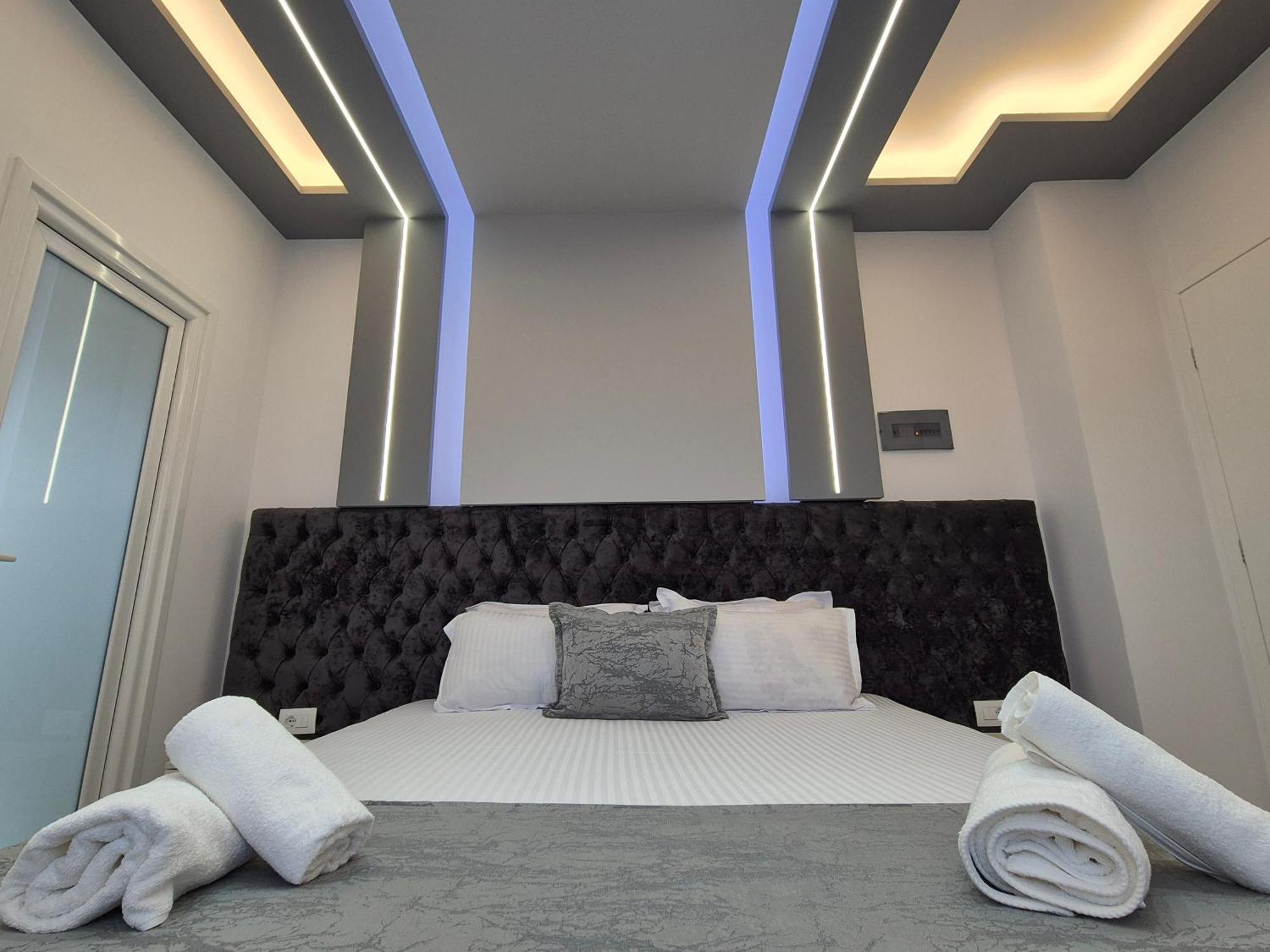 Vila Roxhest Sarandë Exterior foto